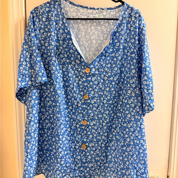 SHEIN Blue Floral Blouse - Picture 1 of 5